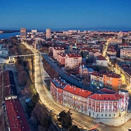 Old Town City Center Apartment Ruse Exterior foto
