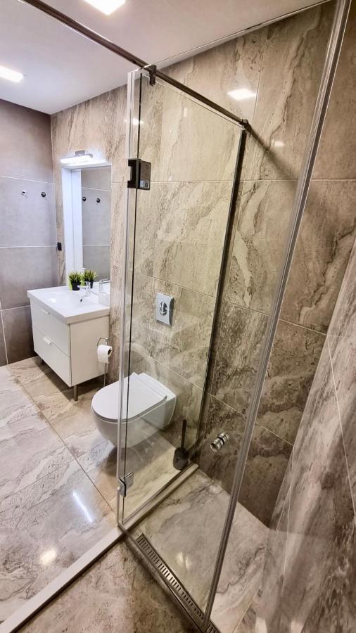 Old Town City Center Apartment Ruse Exterior foto