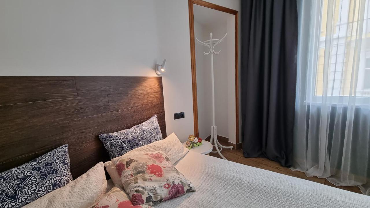 Old Town City Center Apartment Ruse Exterior foto
